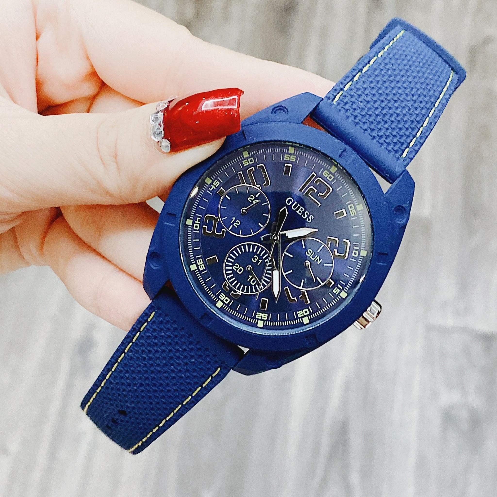 期間限定値下げ中！ゲス Guess 時計 メンズ腕時計 値下げ❗GUESS