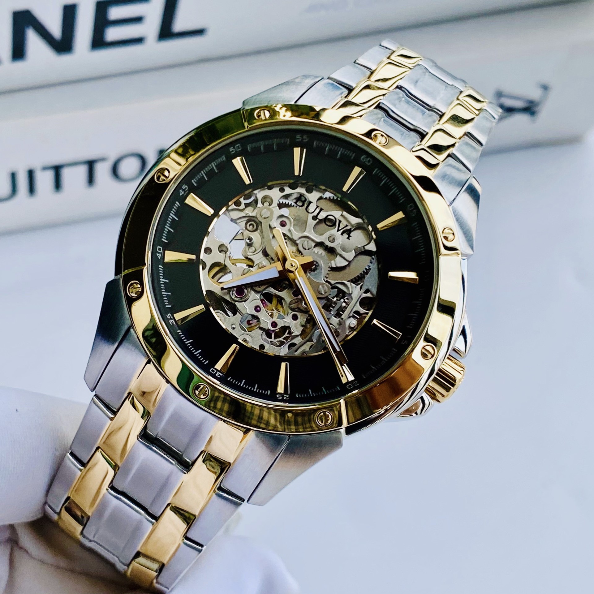 Bulova Automatic 98A146 ng H Nam PhongWatch