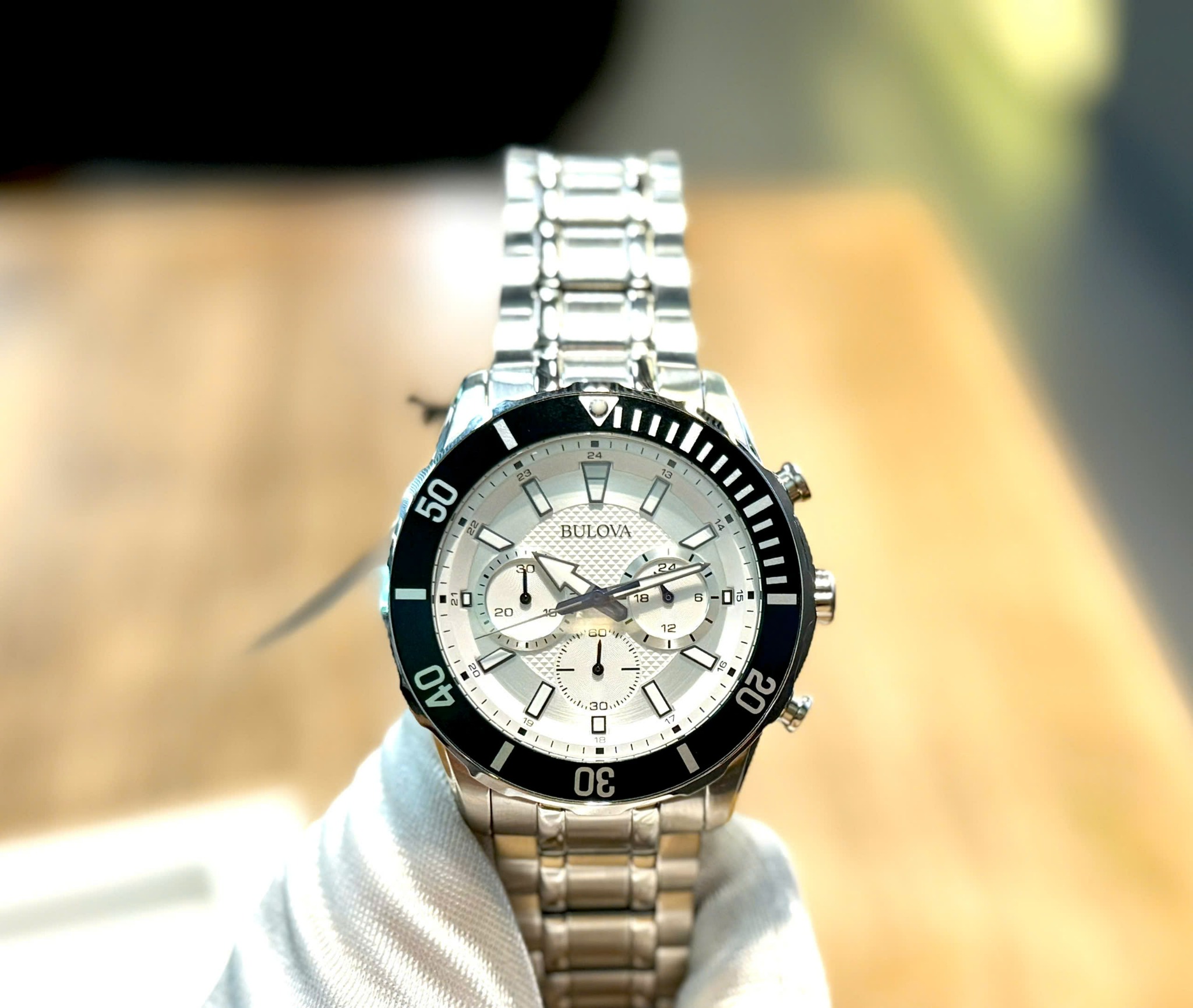 BULOVA プローバ Classic 98A257クロノグラフ 100m防水 BULOVA プローバ Classic 98A257クロノグラフ 100m防水