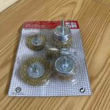 Bộ 5 chổi đánh rỉ sét sợi vàng trục 6mm