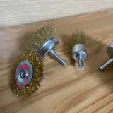 Bộ 5 chổi đánh rỉ sét sợi vàng trục 6mm