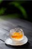 Lót chén trà thủy tinh đông lạnh sương mù phong cách trà đạo Nhật Bản đi kèm với các chén thủy tinh đông lạnh khác