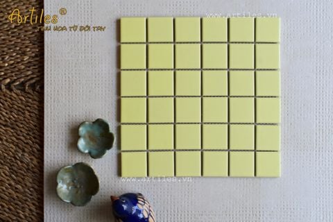  Gạch mosaic màu vàng nhạt 