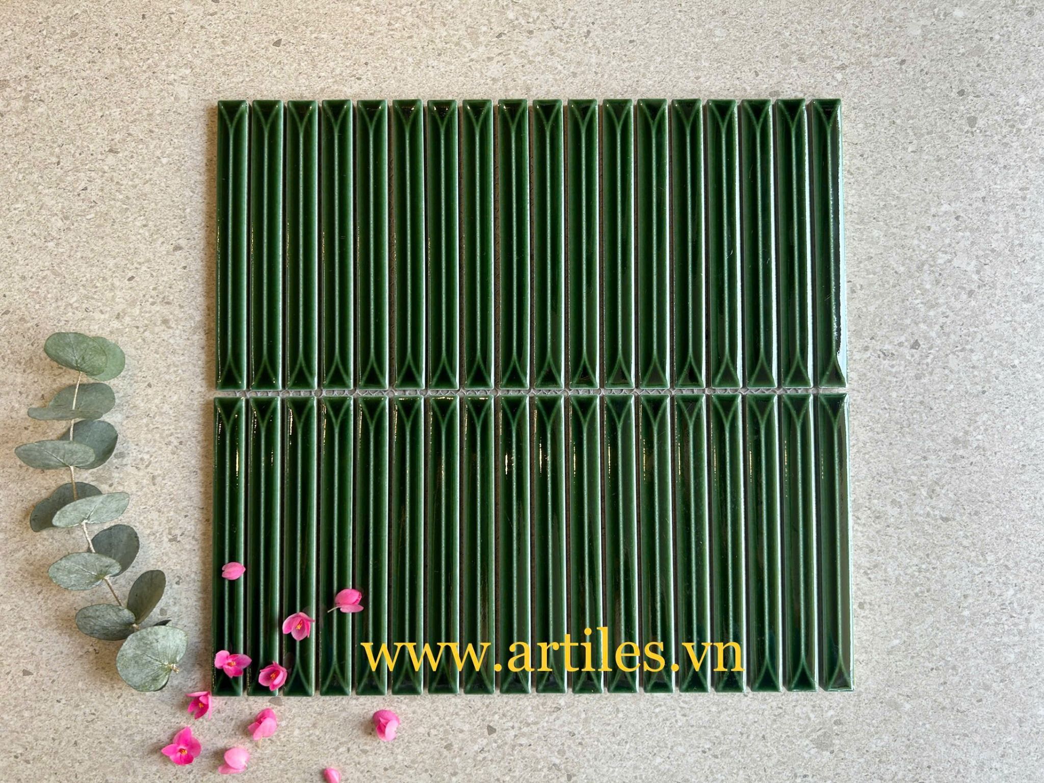Gạch mosaic que xanh lá đậm M118