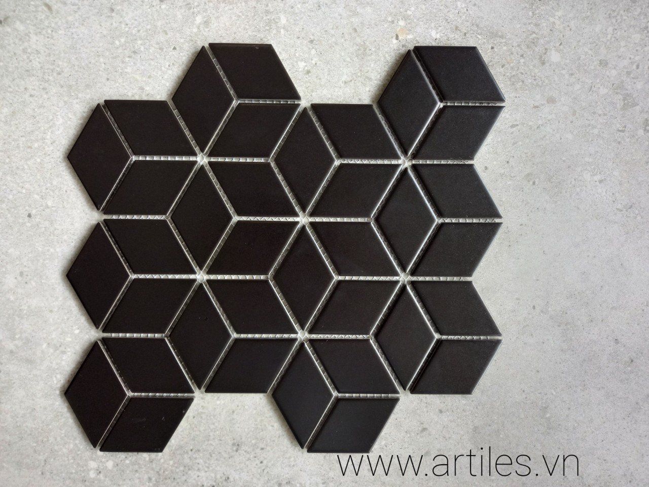 Gạch Mosaic Kim Cương Lập Phương Đen Mờ ArtM4804