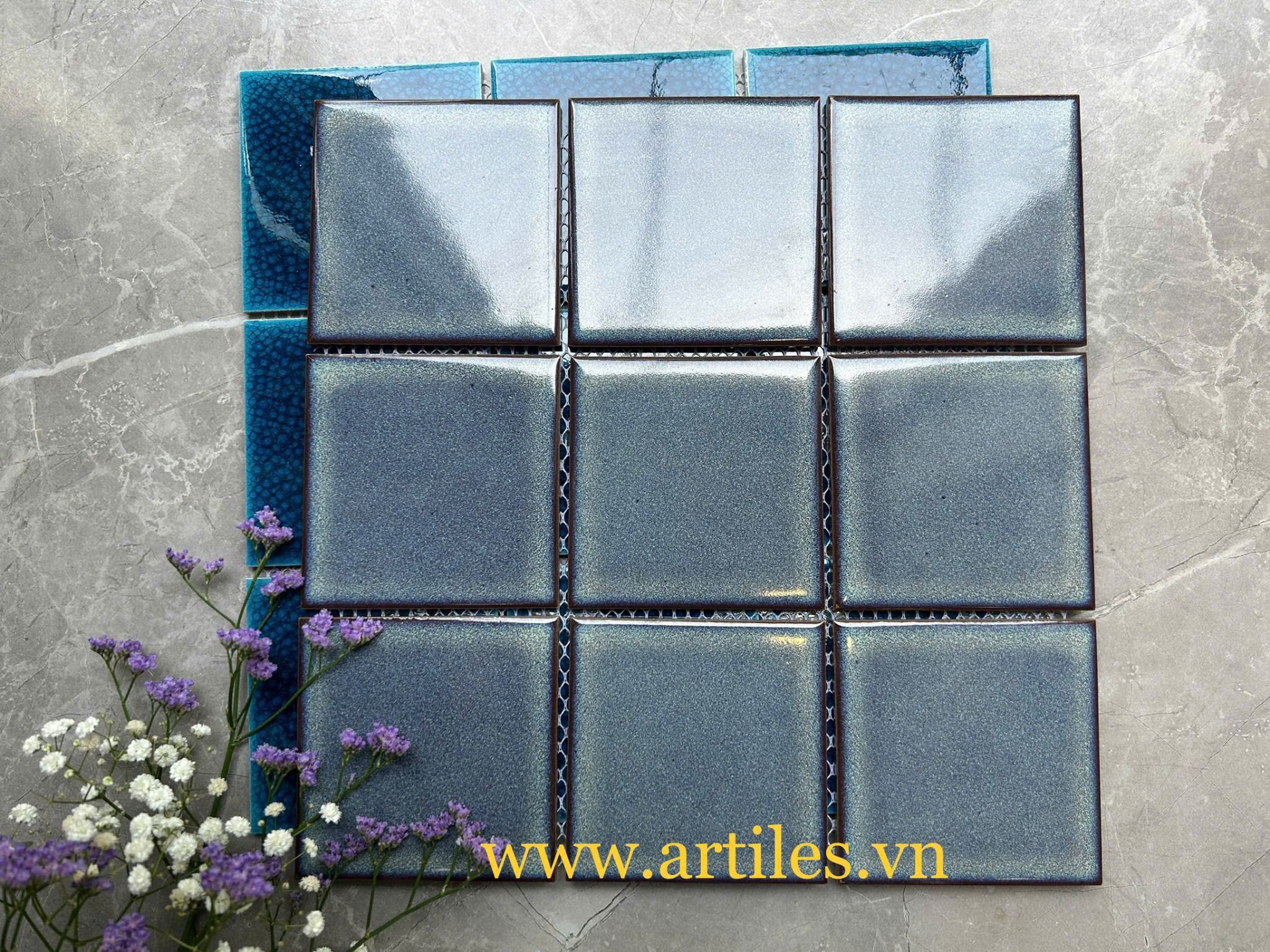 Gạch mosaic men bóng 10x10cm xám ArtM1026