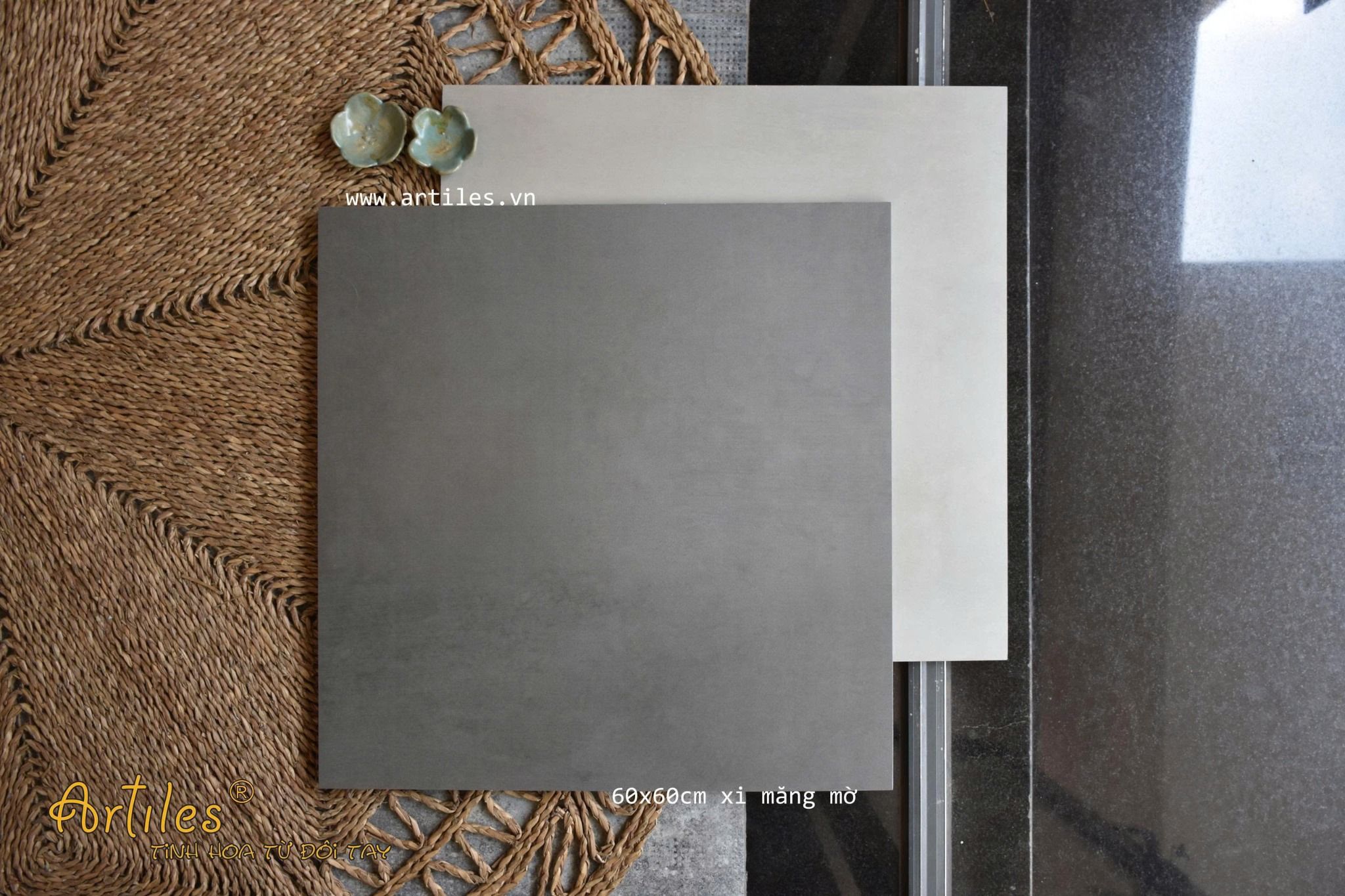 Gạch lát nền màu xám ximang Dark
