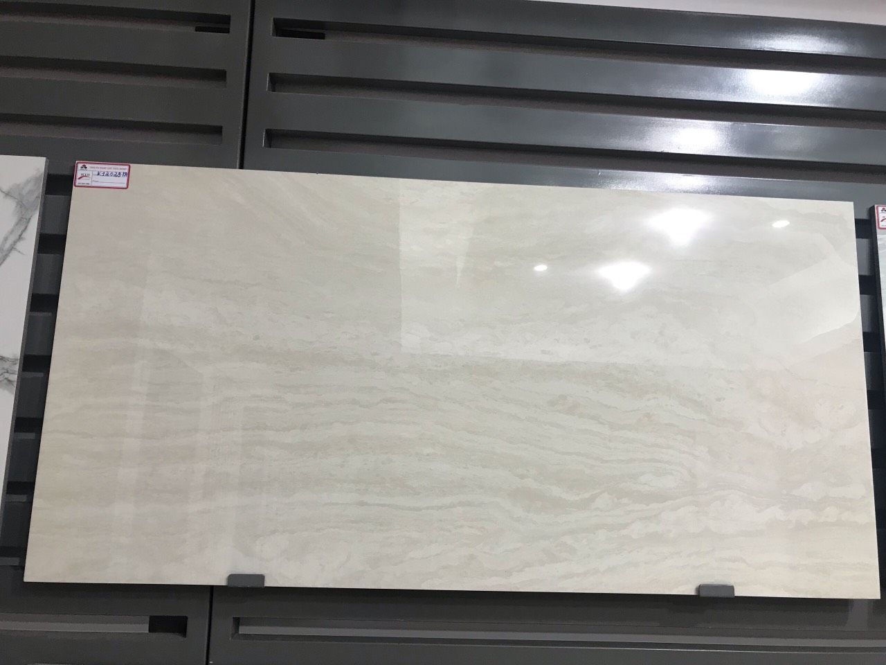 Gạch đá bóng kiếng 60x120cm