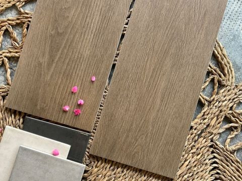  Gạch giả vân gỗ 20x100cm màu nâu đất Art88 