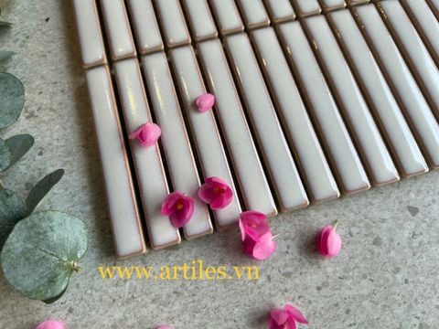  Gạch mosaic que men rạn màu trắng 