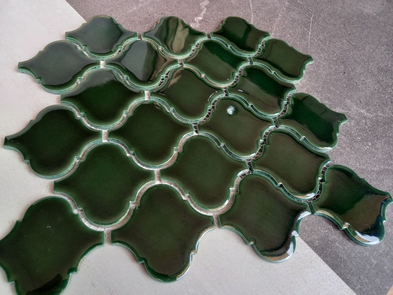 Gạch Mosaic Lồng Đèn Màu Xanh Lá Đậm