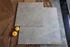 Gạch lát nền 80x80 cm xám tia chớp trắng