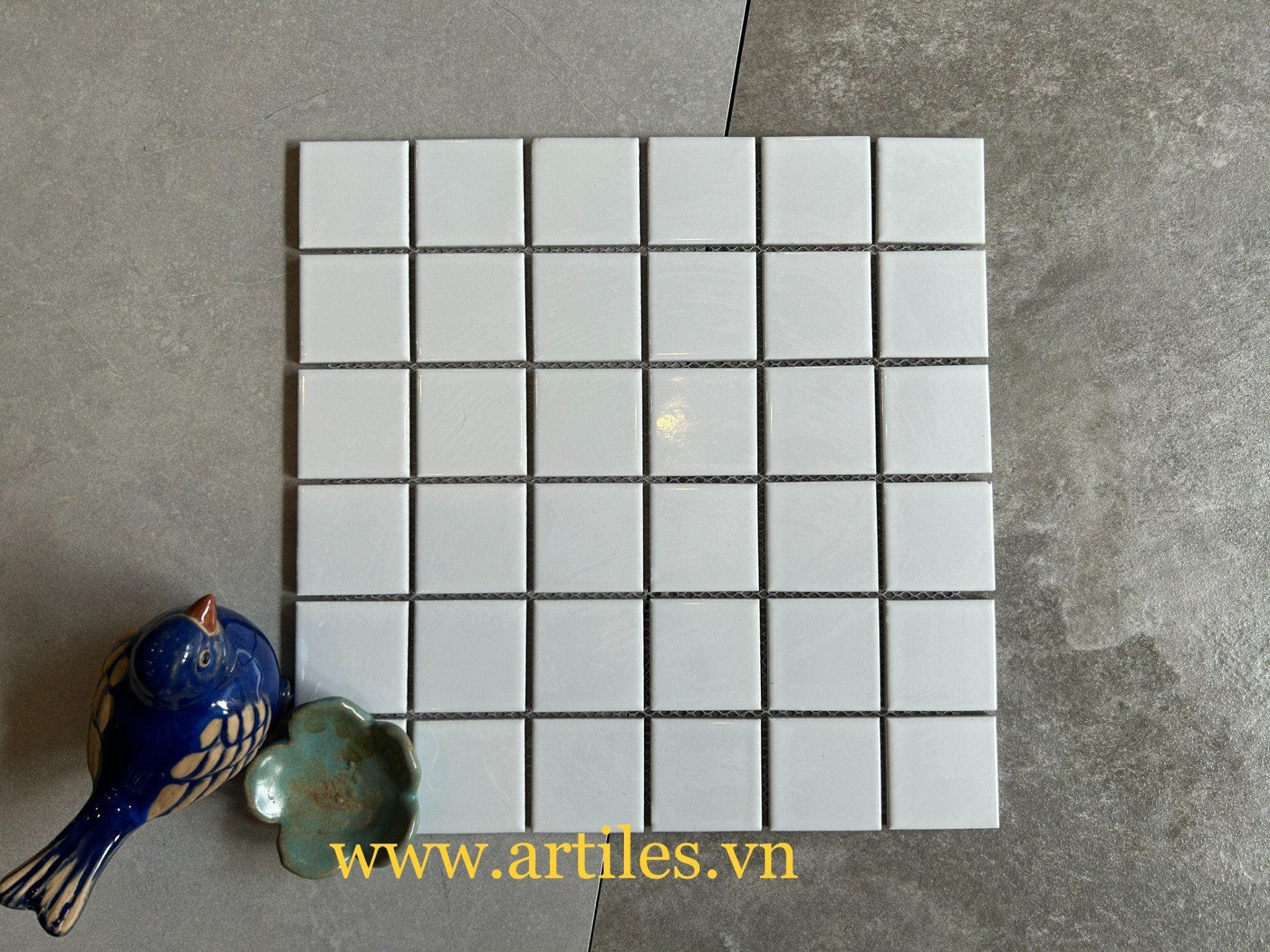 Gạch Mosaic màu trắng bóng ArtM963