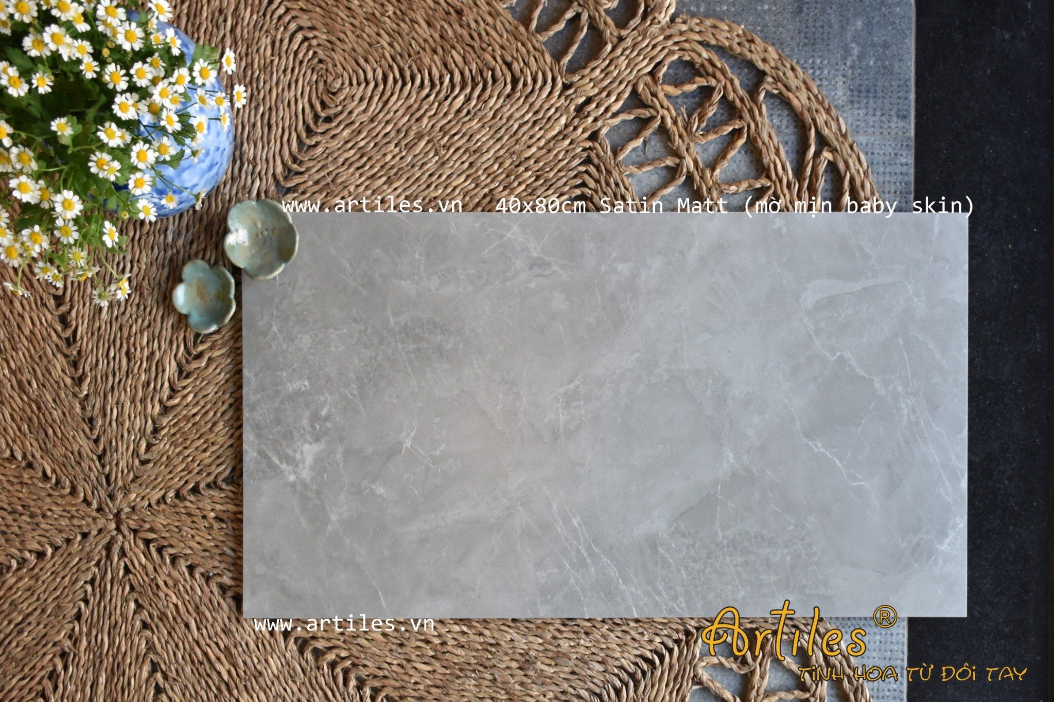 Gạch ốp tường 40x80cm mờ  Baby Skin Art702S