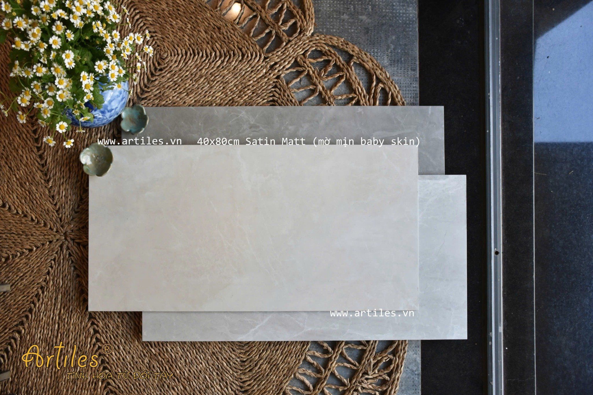Gạch ốp tường 40x80cm mờ  Baby Skin Art701S