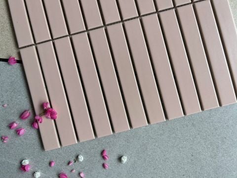  Gạch mosaic thanh que màu hồng mờ ArtM337 