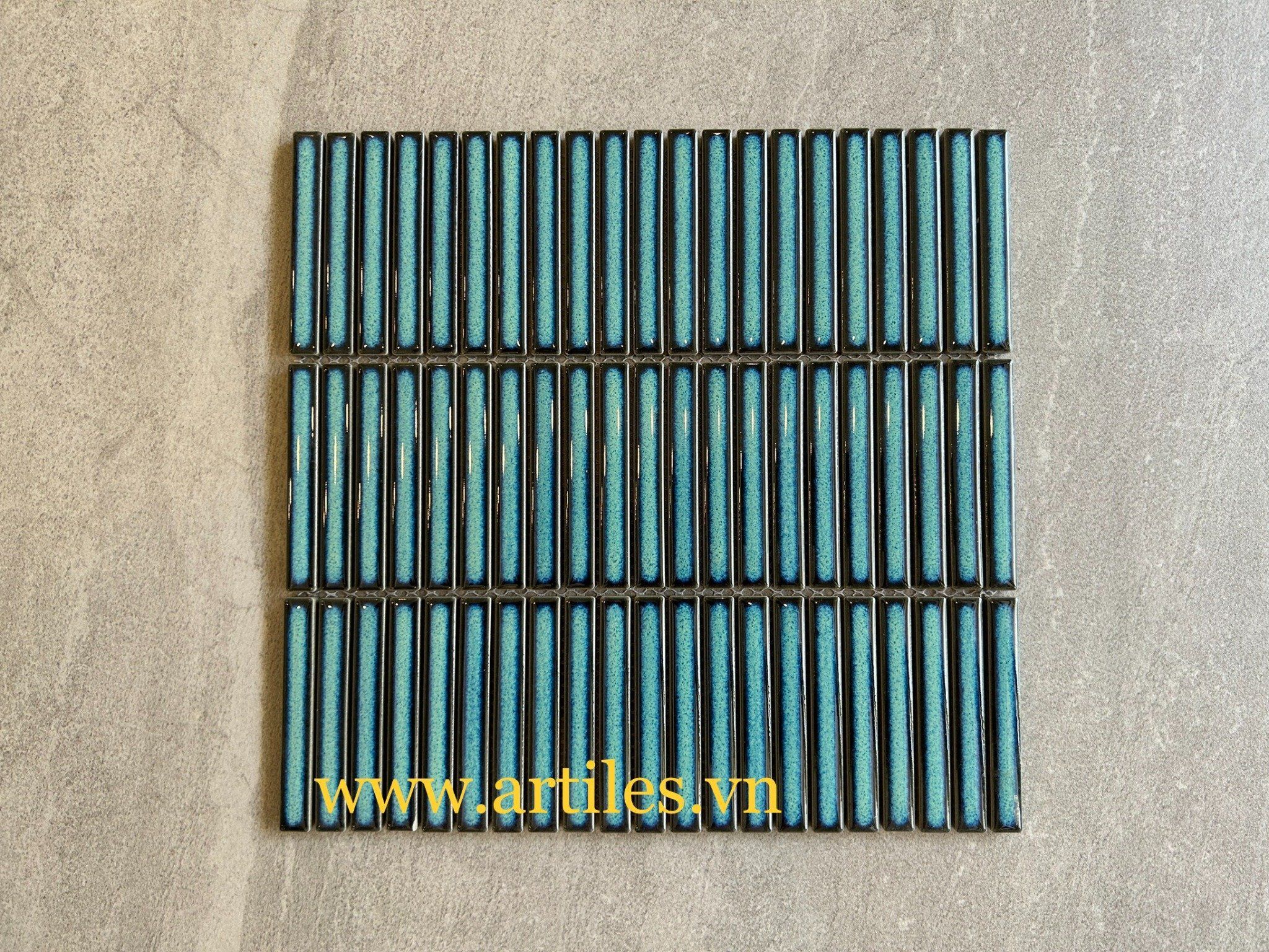 Gạch stackbond nhập khẩu ( Gạch thẻ que) men rạn xanh dương