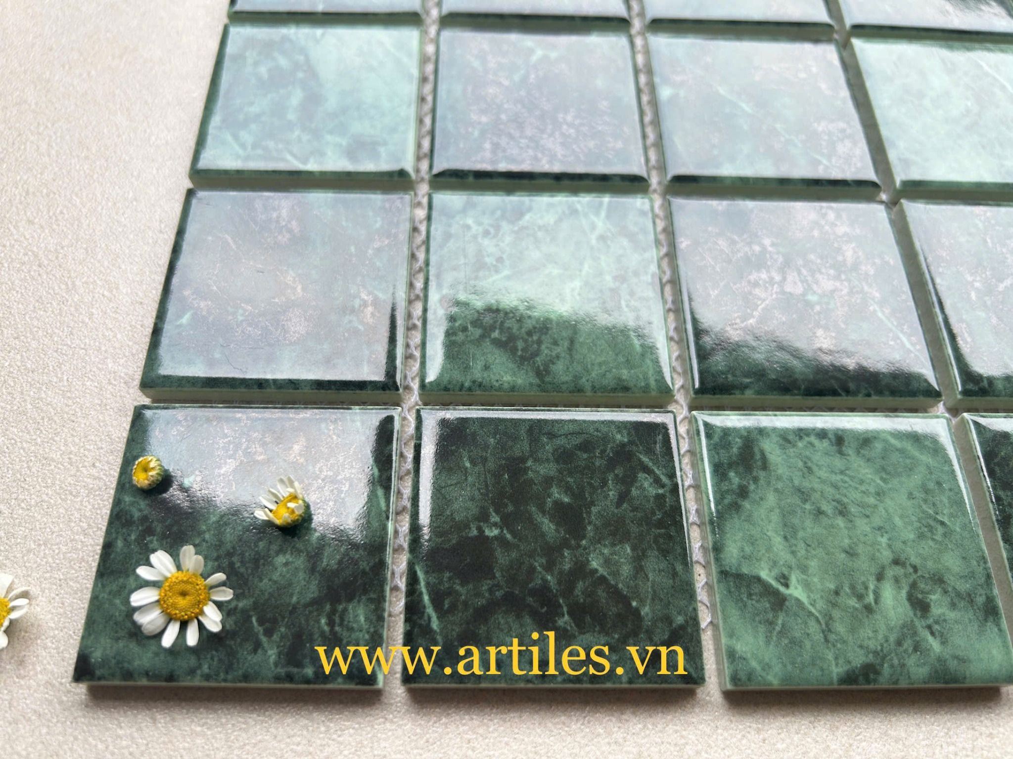 Gạch mosaic men gốm vân đá rêu – Artiles Tinh hoa từ đôi tay