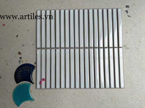  Gạch mosaic thanh que men rạn màu trắng sữa 
