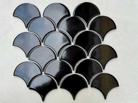 Gạch mosaic vảy cá đen bóng ArtM39 