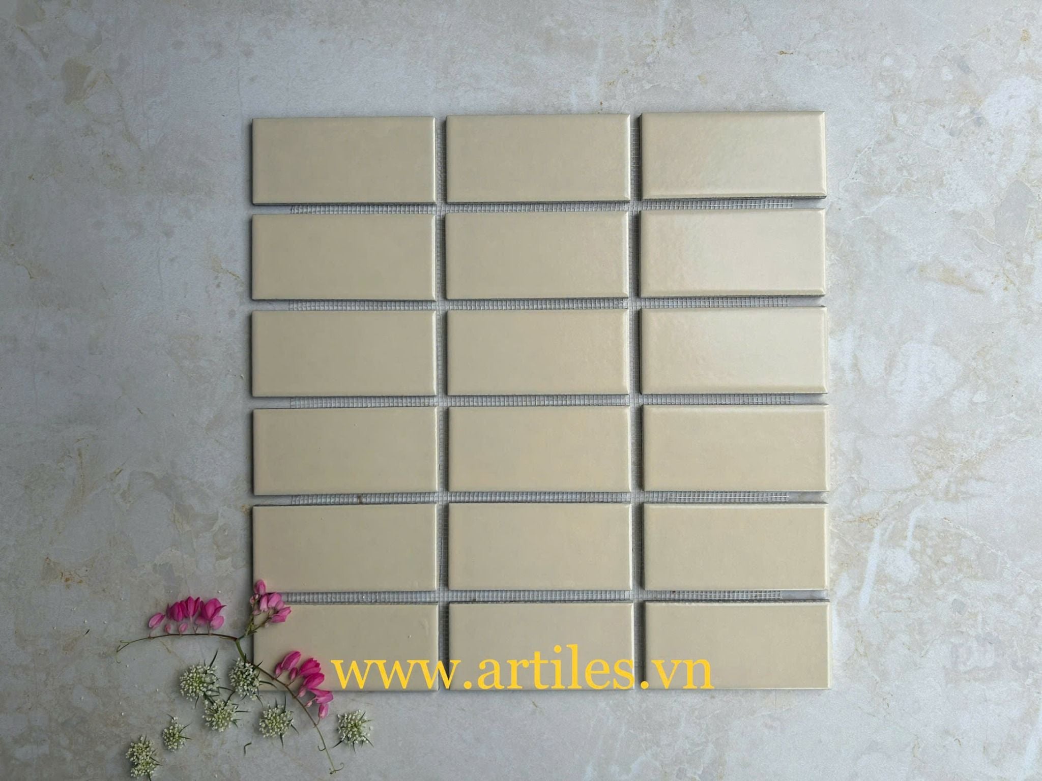 Mosaic chữ nhật màu kem be 45x95mm