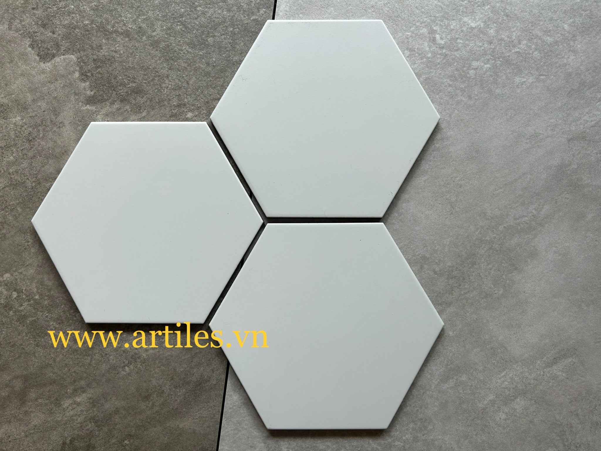 Gạch lục giác màu trắng trơn