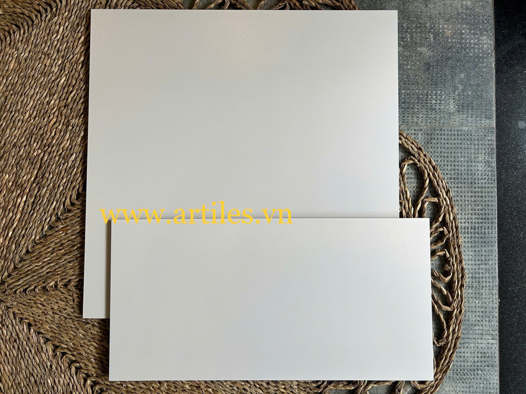 Gạch trắng mờ 30x60cm