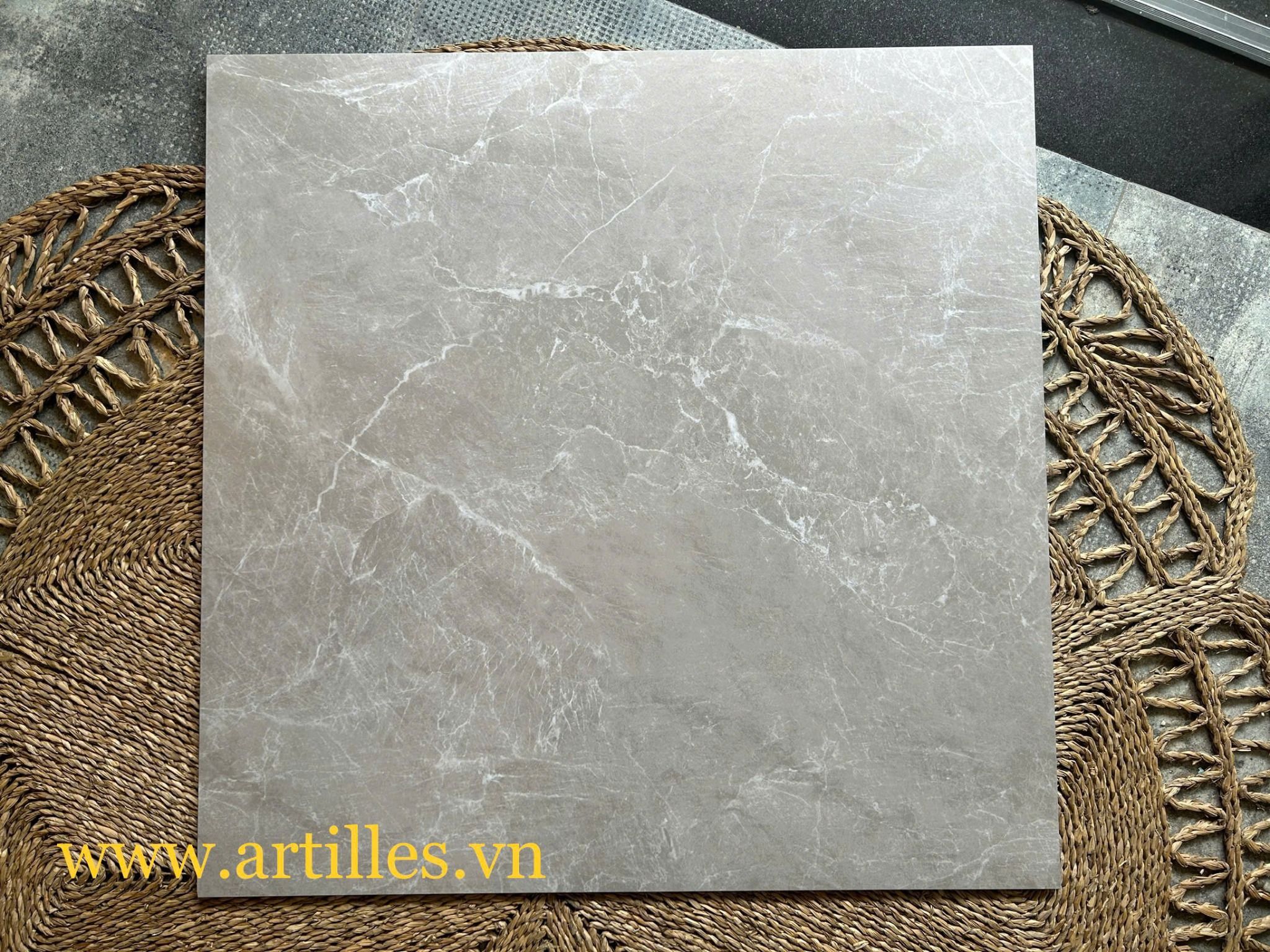 Gạch 90x90 vân đá nâu nhạt ArtG07