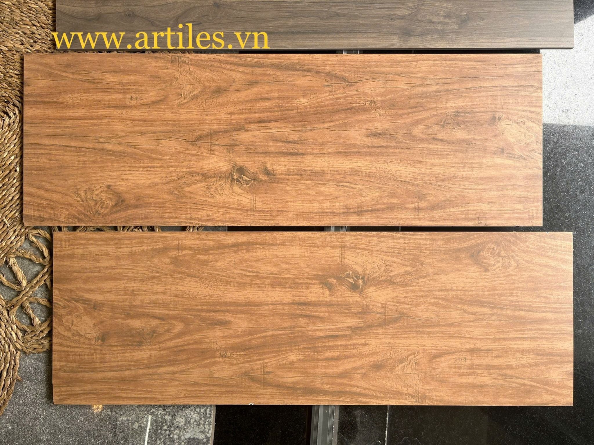 Gạch đá mờ 30x90cm vân gỗ