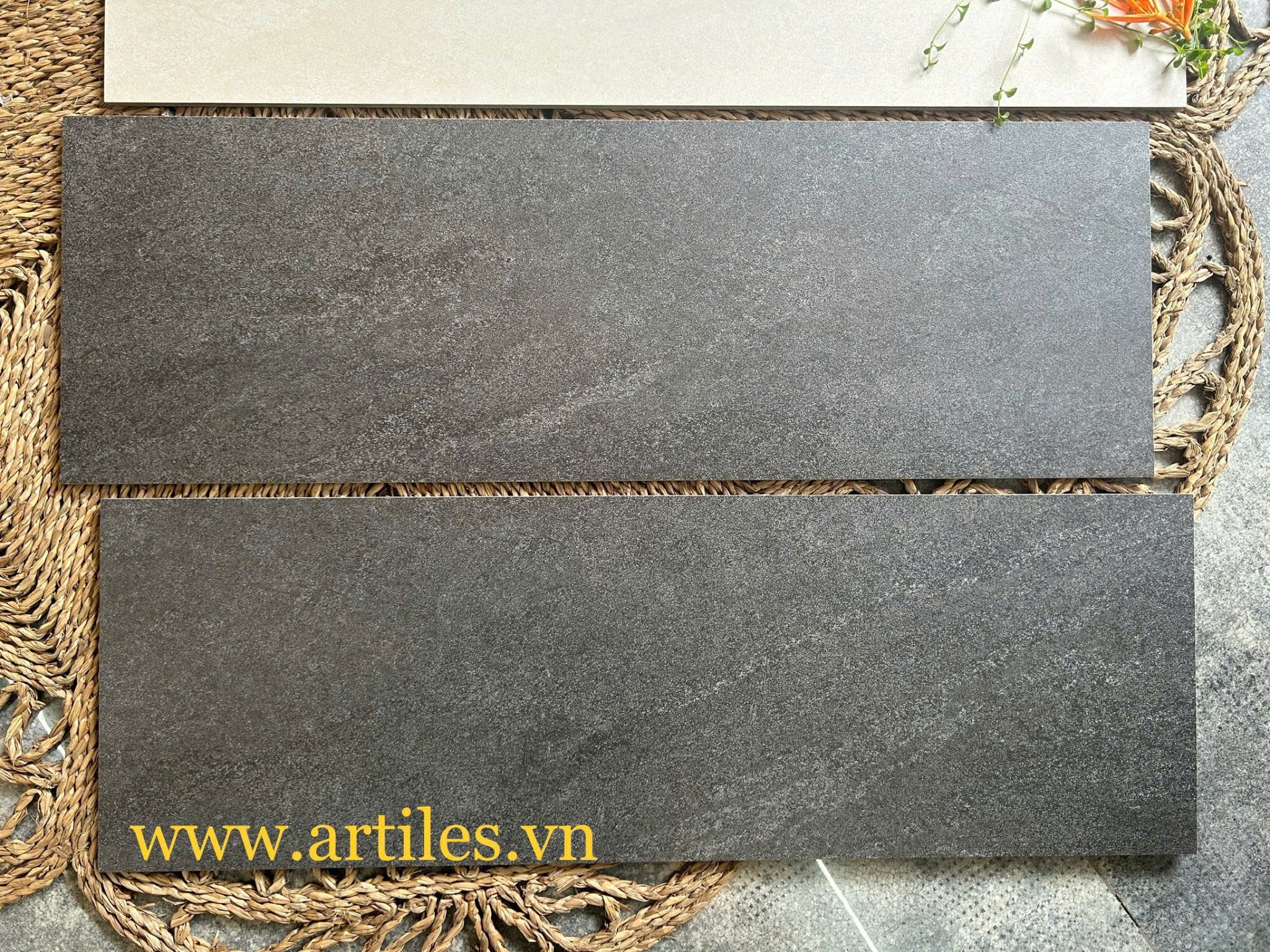 Gạch đá mờ 30x90cm vân đá xám đậm