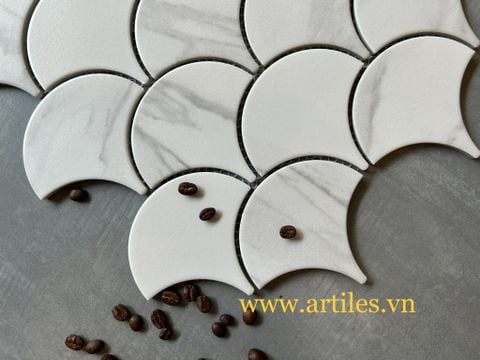  Gạch mosaic vảy cá carrara 