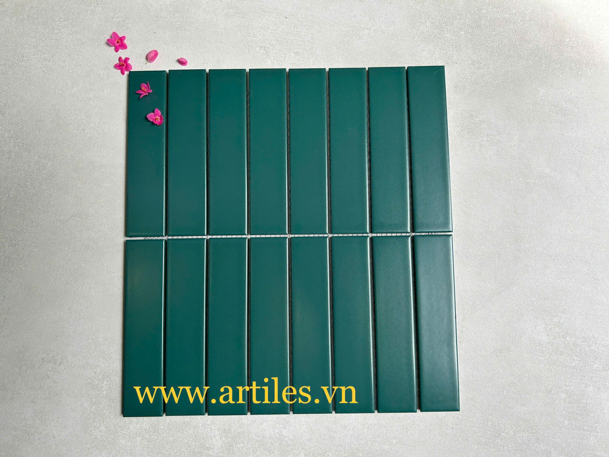 Gạch mosaic que xanh đậm