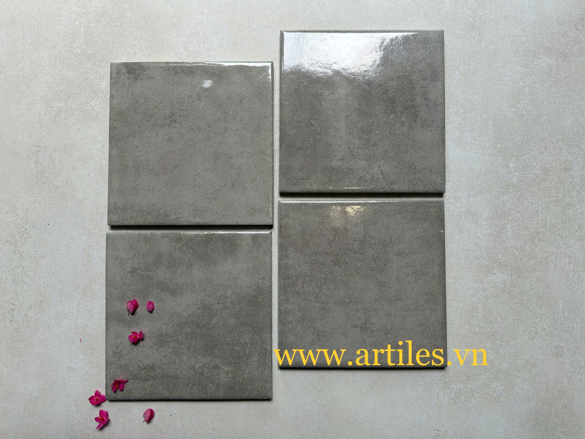 Gạch thẻ vuông xám bóng hiệu ứng 03G