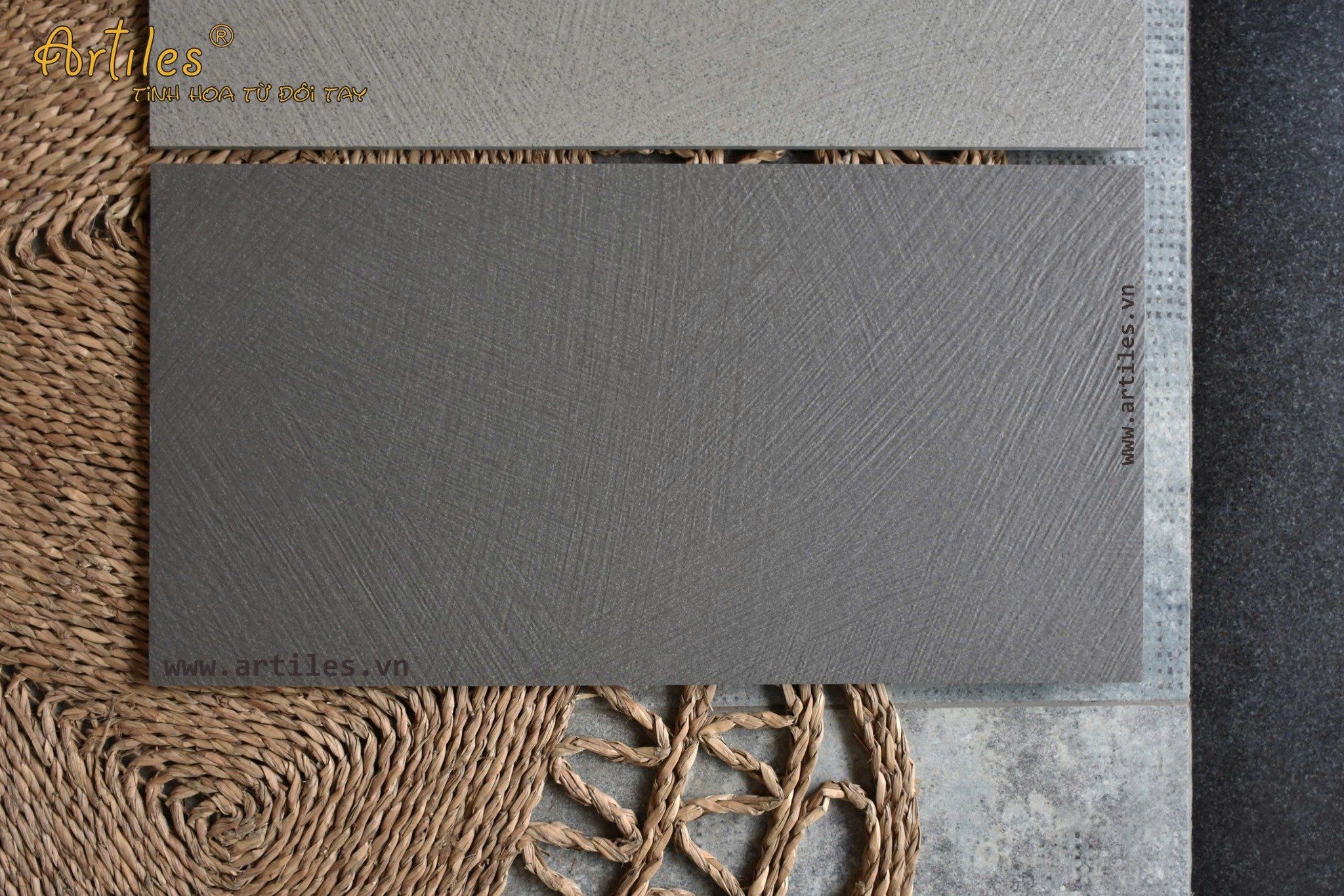 Gạch đồng chất (Full body) màu xám đen