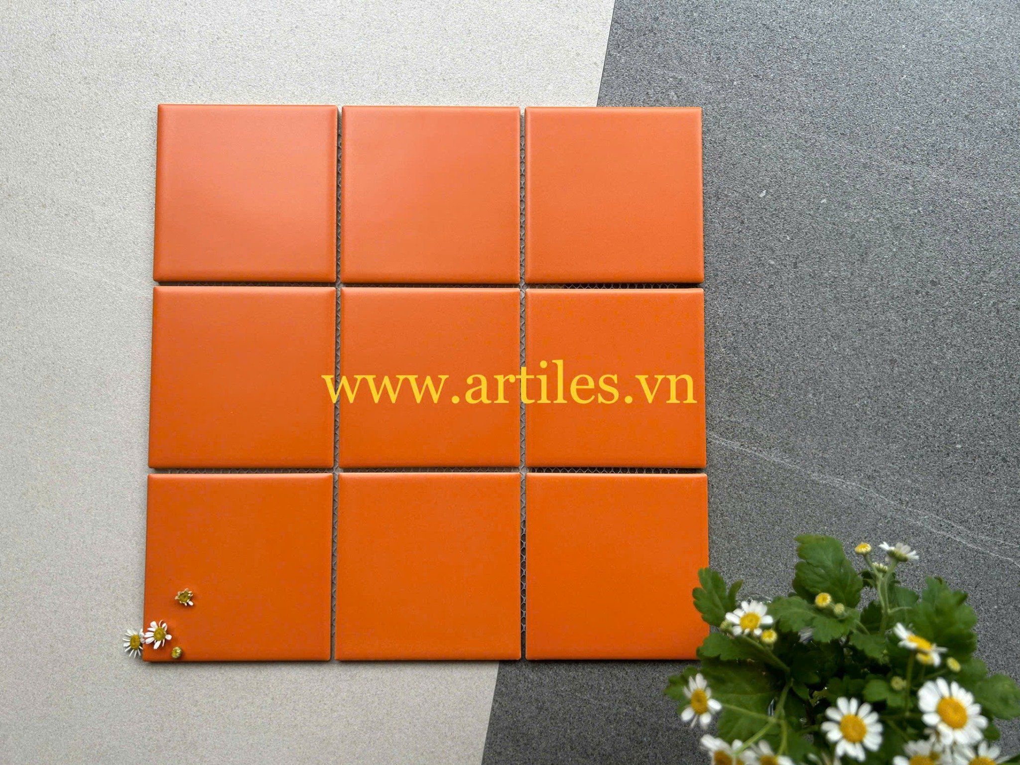 Gạch mosaic 100x100mm màu cam Art17M