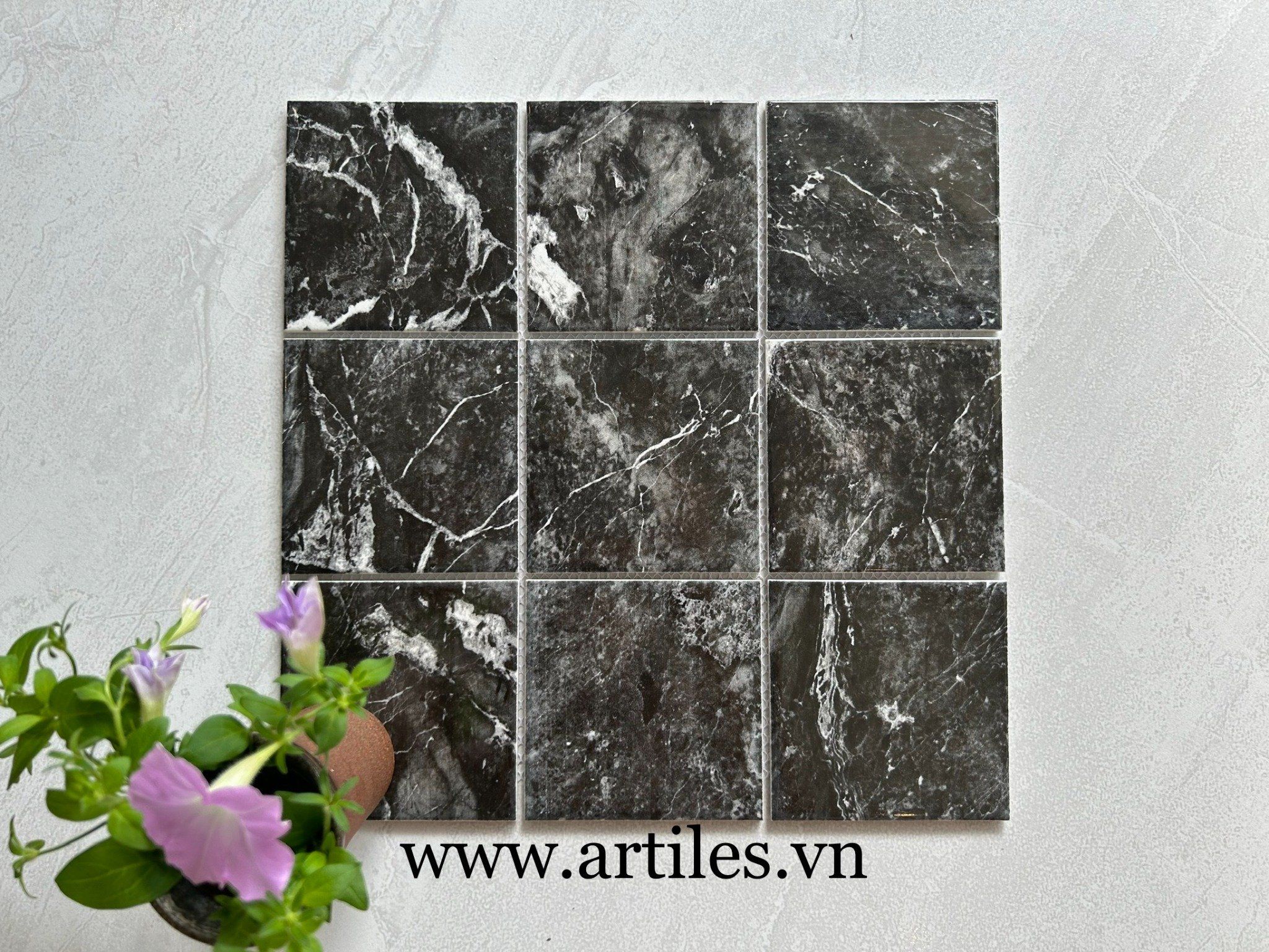 Gạch mosaic vân đá đen ArtI704
