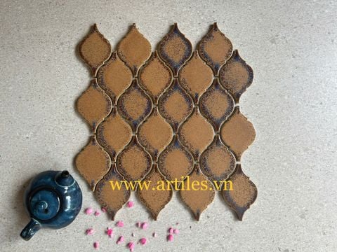  Gạch mosaic lồng đèn màu vàng đồng 