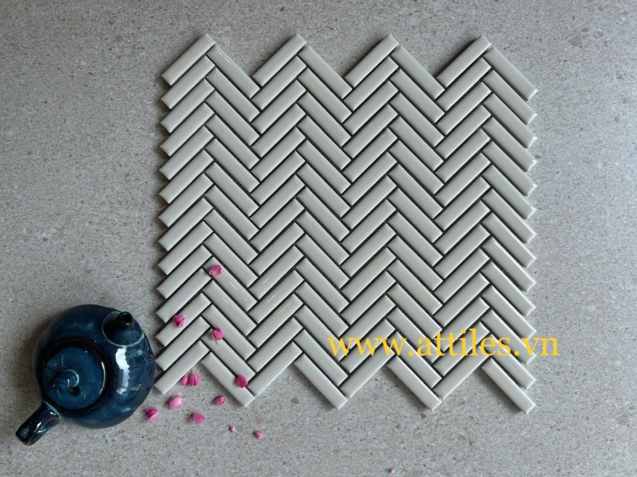 Gạch mosaic xương cá ( mũi tên) trắng bóng