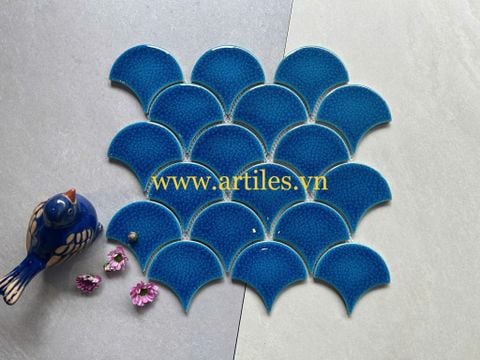  Gạch mosaic vảy cá màu xanh dương đậm 
