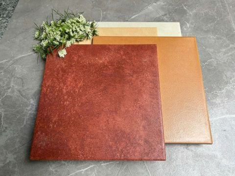  Gạch bông vuông đỏ mờ 