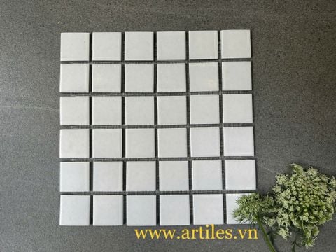  Gạch mosaic màu trắng mờ 45x45mm 