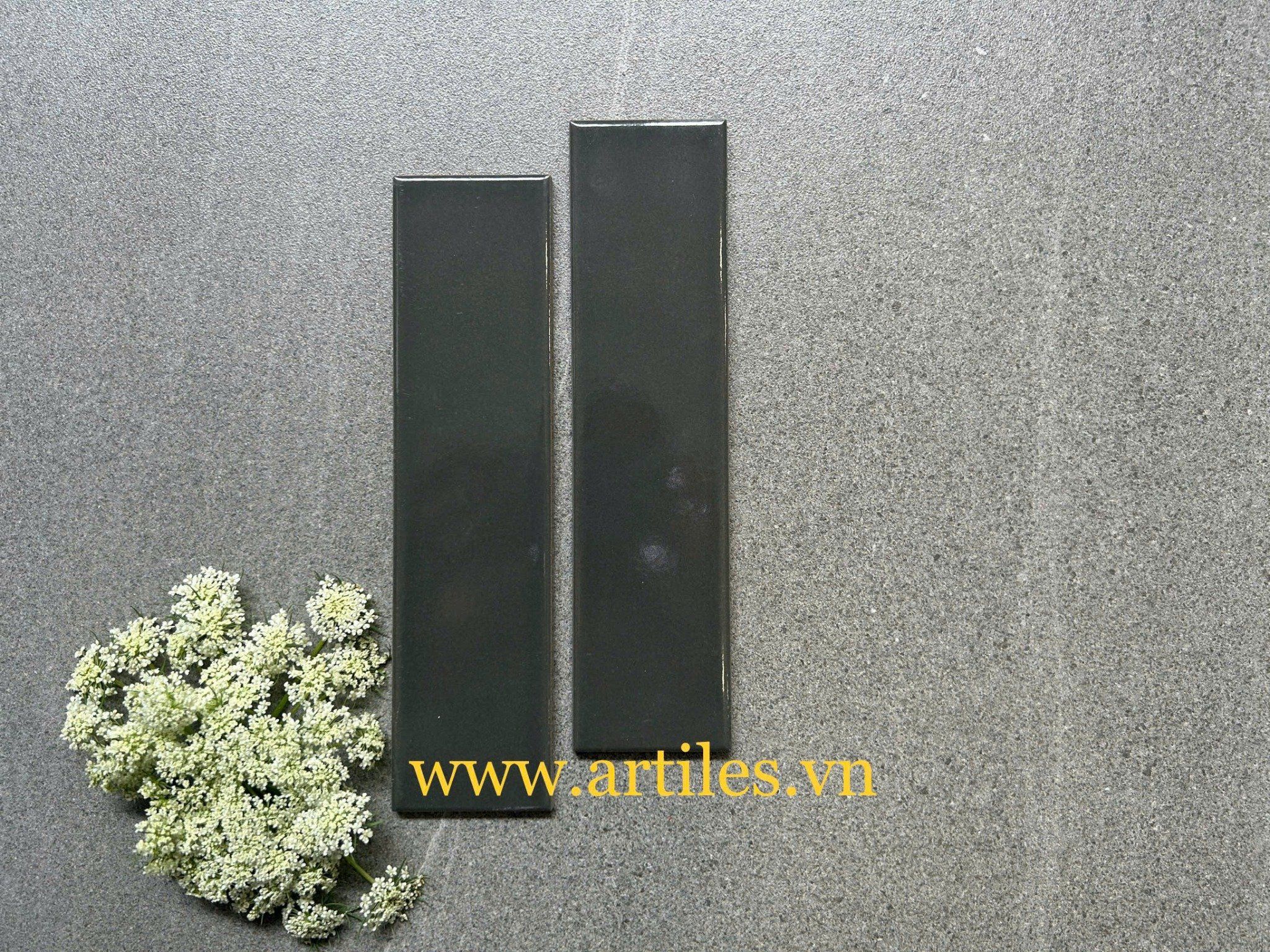 Gạch thẻ 60x240mm màu xám bóng