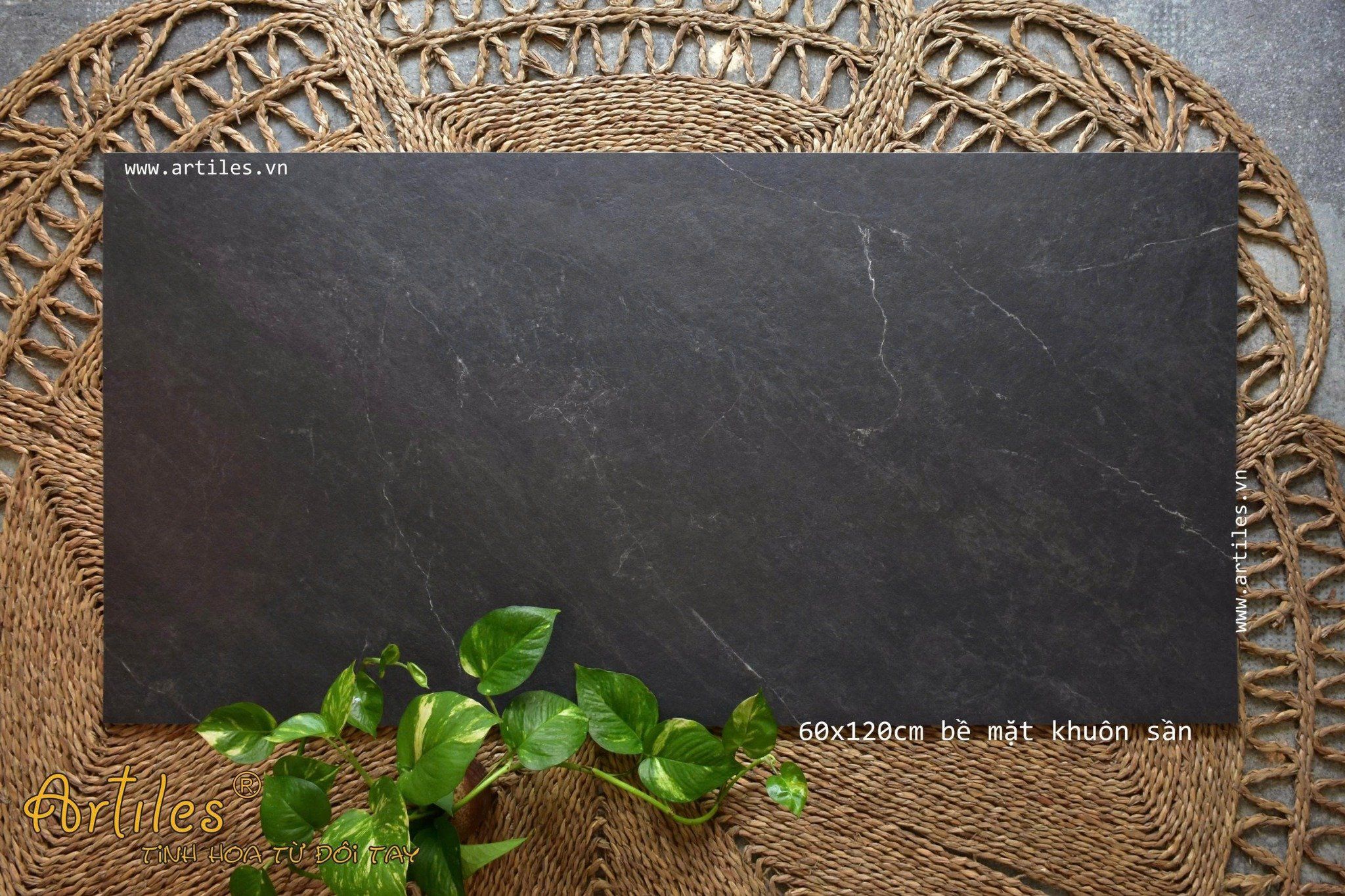Gạch 60x120cm mờ nền đen tia chớp trắng