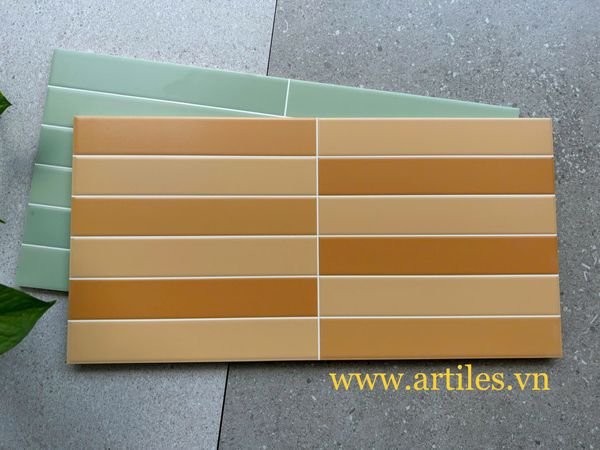 Gạch ốp tường trang trí màu cam đất