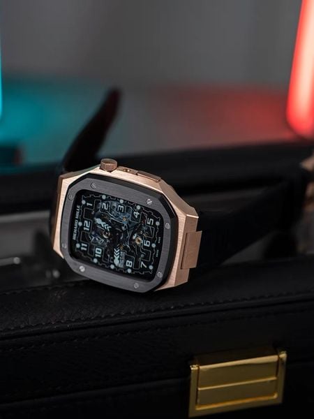 Luxury Metal Case Apple Watch