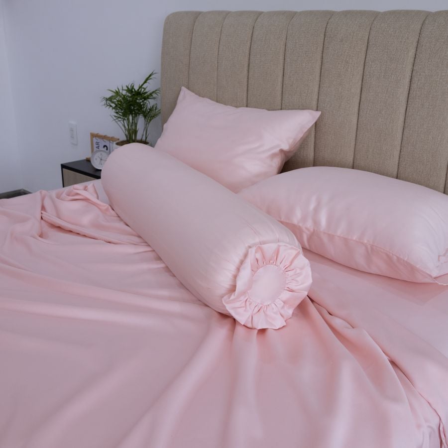 Drap giường bọc nệm màu hồng