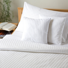 Ga giường khách sạn trắng 1F T200 sọc 1cm