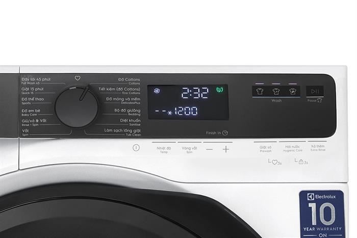 Máy giặt Electrolux UltimateCare 500 Inverter 10 kg EWF1023P5WC