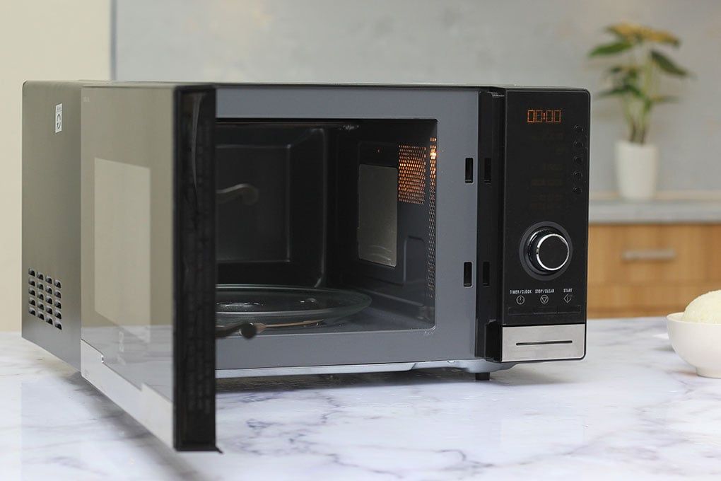 Lò vi sóng Electrolux EMS2348X 23 lít