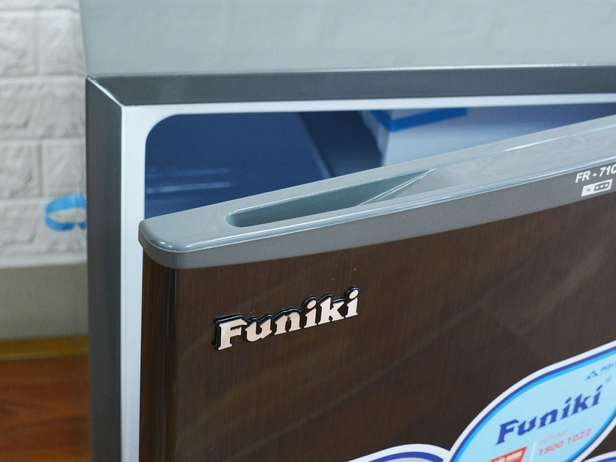 TỦ LẠNH FUNIKI FR-71CD 71 LÍT